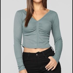 Fashion nova long sleeve crop top